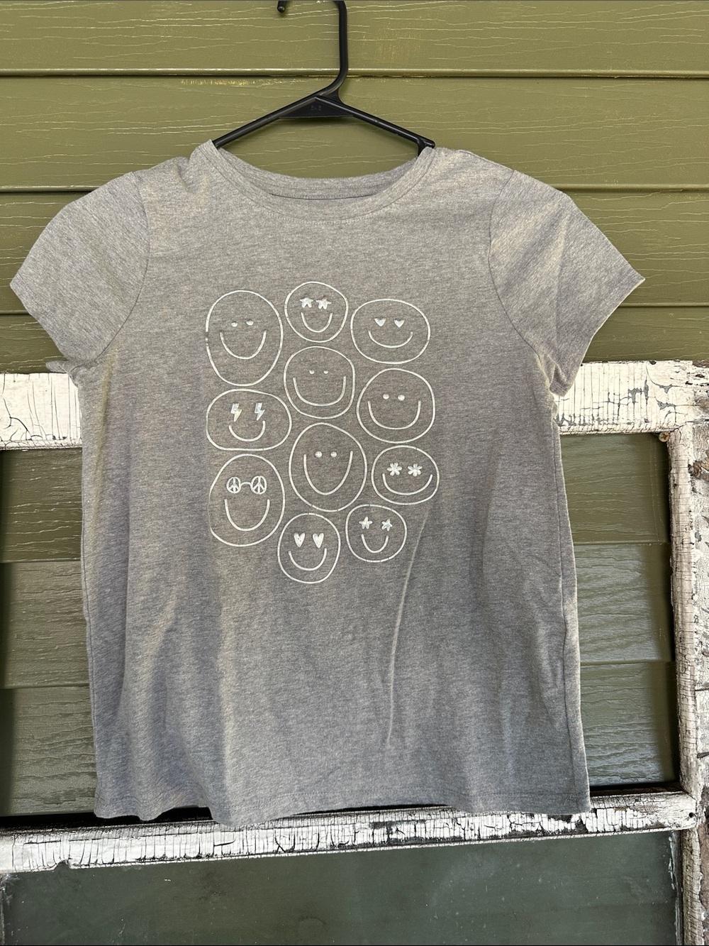 Cat & Jack Gray Short Sleeve Tee with White Smiley Faces